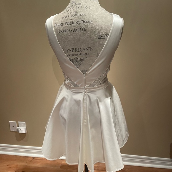 Guess by Marciano White Satin Dress with Cut Outs - Picture 8 of 9